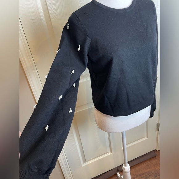 Milly Black Knit sweatshirt with pearl embellished sleeves - Picture 4 of 12